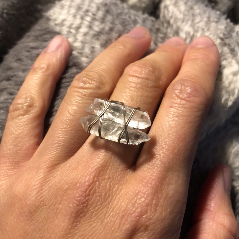 Clear quartz stone adjustable ring